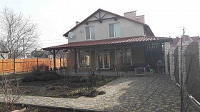 Будинок на вул Надіі Сухий лиман