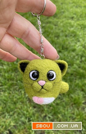 Валяна іграшка котик зелений брелок ручної роботи підвіска кошка кіт Одесса - изображение 1