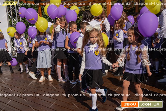 Шкільний жилет вязаний Винница - изображение 1