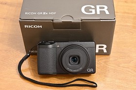 Ricoh GR IIIx HDF Цифровая камера