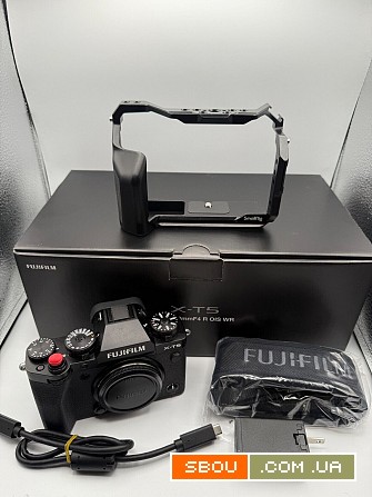 FUJIFILM X-T5 Бездзеркальна камера (чорна) Киев - изображение 1