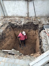 Землянные в ручную и спецтехника Копка ям траншей котлован Одеса