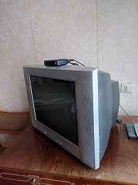 Продам телевизор старый кинескоп